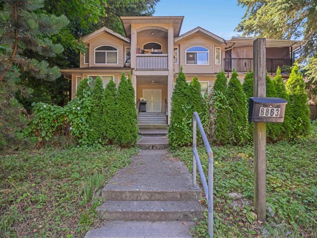 House for sale in Surrey, Surrey, 8863 King George Boulevard, 263171864 | Realtylink.org