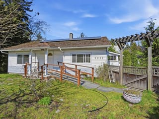 House for sale in Sechelt, Sunshine Coast, 5689 Porpoise Bay Road, 263171896 | Realtylink.org