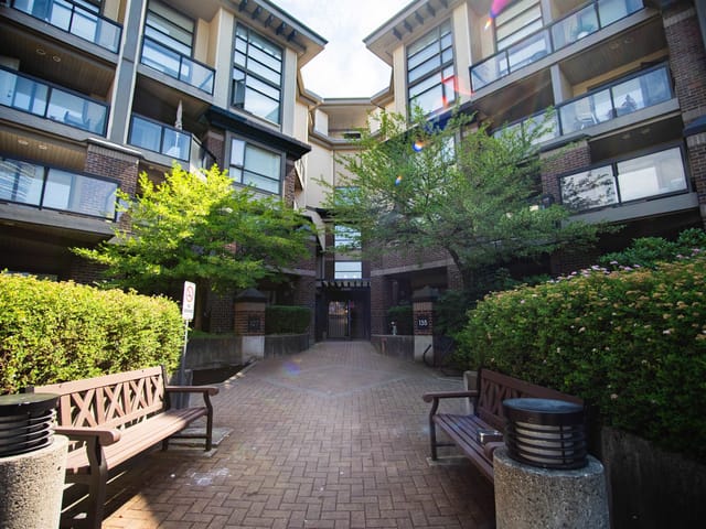 Apartment for sale in Surrey, North Surrey, 124 10838 City Parkway, 263172054 | Realtylink.org