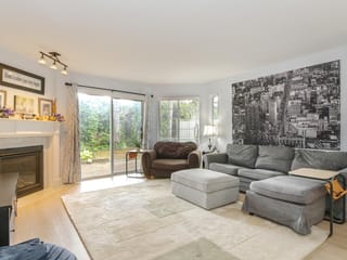 Townhouse for sale in Surrey, South Surrey White Rock, 102 16335 14 Avenue, 263172072 | Realtylink.org
