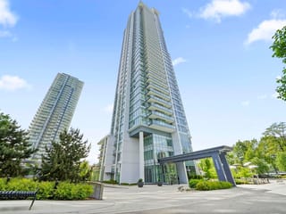 Apartment for sale in Burnaby, Burnaby South, 302 4900 Lennox Lane, 263172102 | Realtylink.org