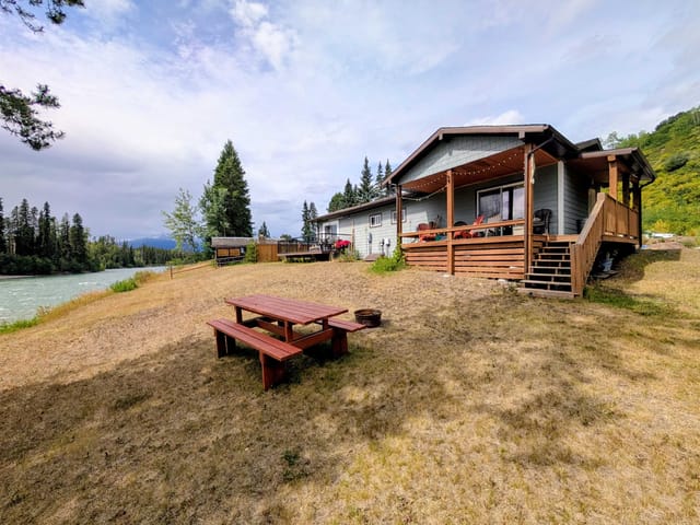 Duplex for sale in Telkwa, Smithers And Area, 1462 16 Highway, 263172119 | Realtylink.org