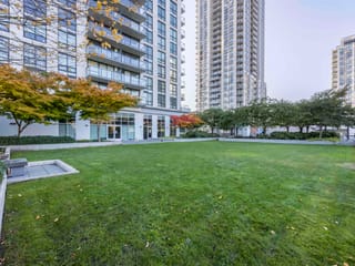 Apartment for sale in Coquitlam, Coquitlam, 805 3007 Glen Drive, 263172166 | Realtylink.org