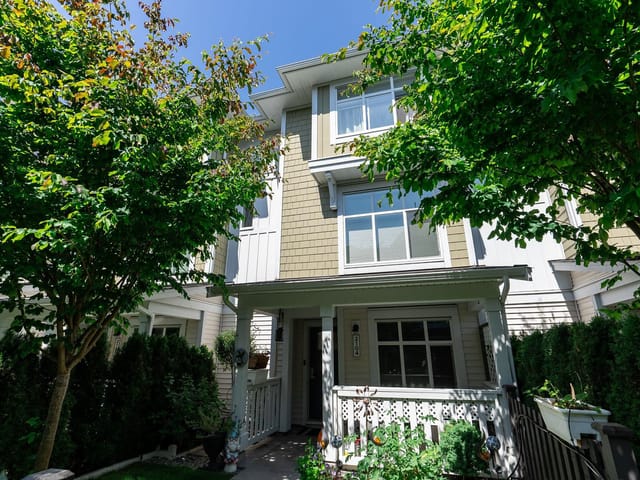 Townhouse for sale in Maple Ridge, Maple Ridge, 2104 11295 Pazarena Place, 263172170 | Realtylink.org