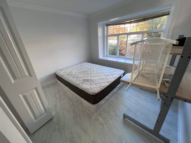 House for rent in Burnaby, Burnaby North, Main Floor 4446 Pender Street, 263172229 | Realtylink.org