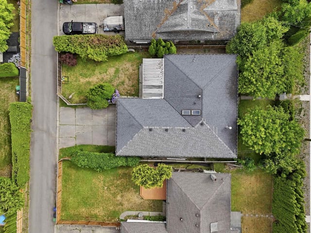 House for sale in Surrey, South Surrey White Rock, 1364 160 Street, 263172399 | Realtylink.org