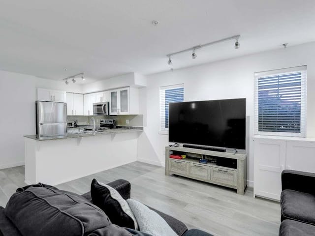 Townhouse for sale in Surrey, North Surrey, 108 13958 108 Avenue, 263172690 | Realtylink.org