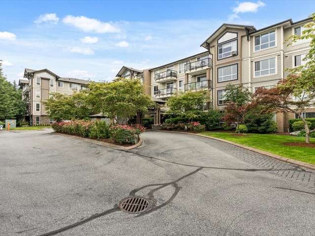 Apartment for sale in Abbotsford, Abbotsford, 208 32729 Garibaldi Drive, 263172718 | Realtylink.org