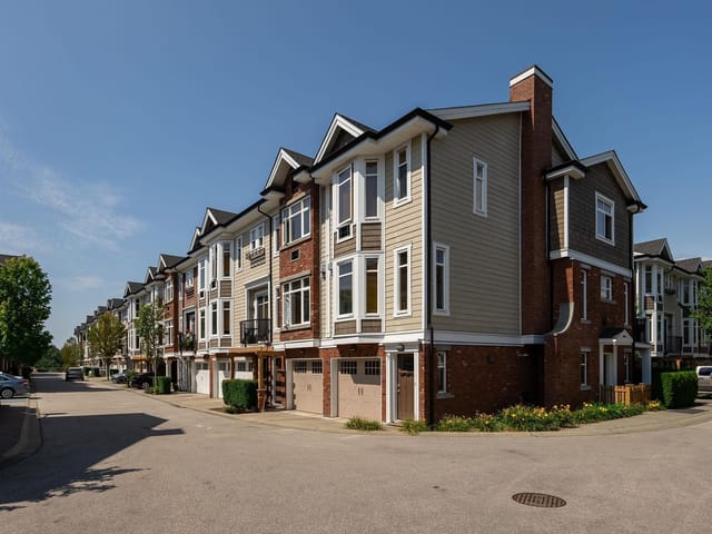 Townhouse for sale in Langley, Langley, 112 20738 84 Avenue, 263172943 | Realtylink.org