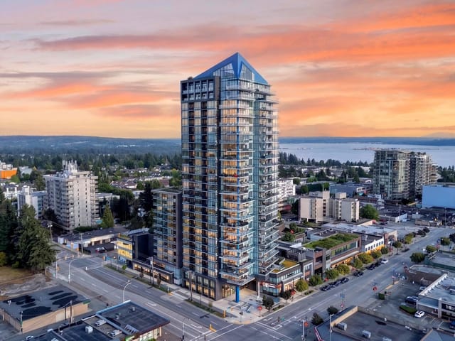 Apartment for sale in White Rock, South Surrey White Rock, 2404 1588 Johnston Road, 263172952 | Realtylink.org