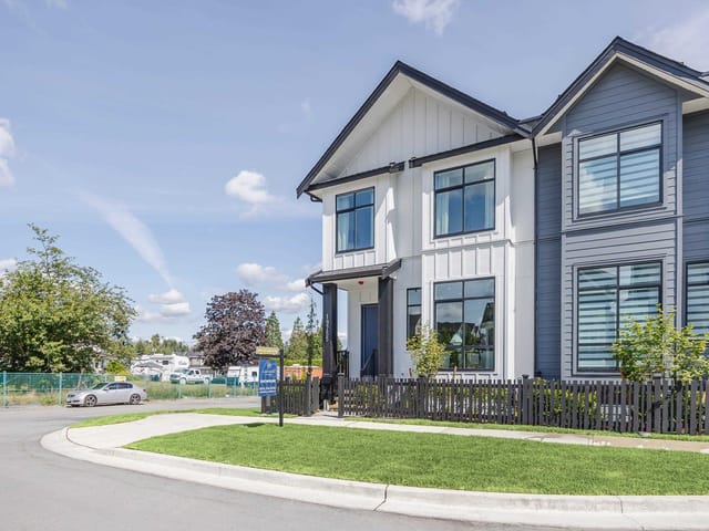 1/2 Duplex for sale in Langley, Langley, 19767 75b Avenue, 263173008 | Realtylink.org