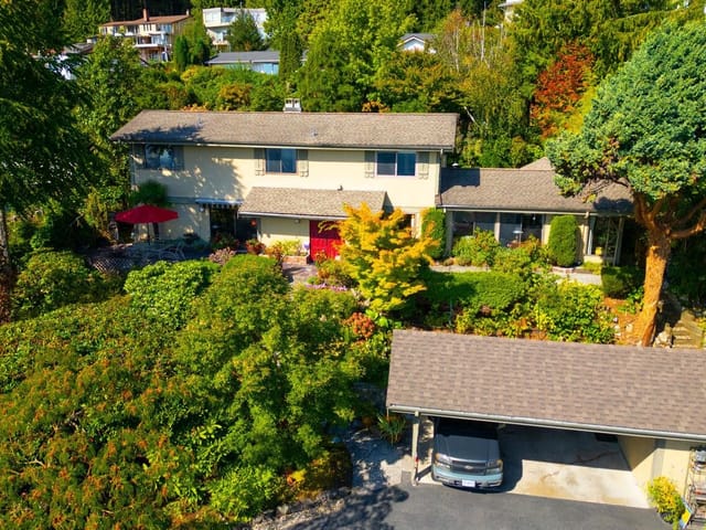 House for sale in West Vancouver, West Vancouver, 560 Craigmohr Drive, 263173083 | Realtylink.org