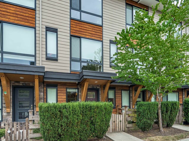 Townhouse for sale in Surrey, Cloverdale, 11 16488 64 Avenue, 263173085 | Realtylink.org