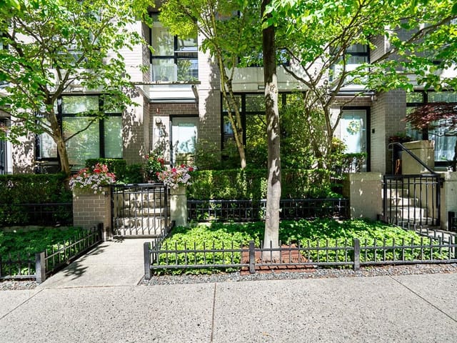 Townhouse for sale in Vancouver, Vancouver West, 1261 Richards Street, 263173202 | Realtylink.org