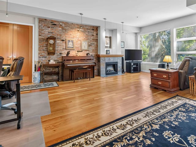 Apartment for sale in New Westminster, New Westminster, 210 240 Salter Street, 263173275 | Realtylink.org