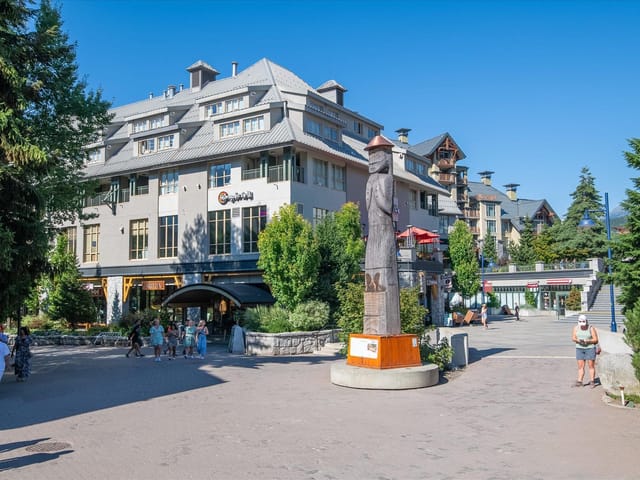 Apartment for sale in Whistler, Whistler, 424 4295 Blackcomb Way, 263173323 | Realtylink.org