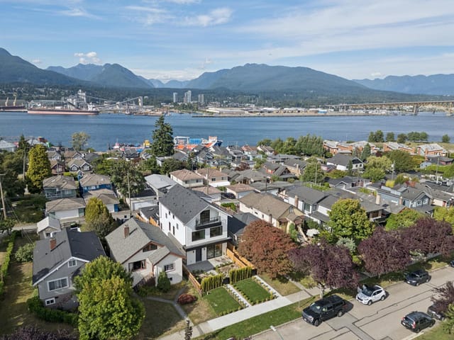 1/2 Duplex for sale in Vancouver, Vancouver East, 2 2815 Trinity Street, 263173403 | Realtylink.org