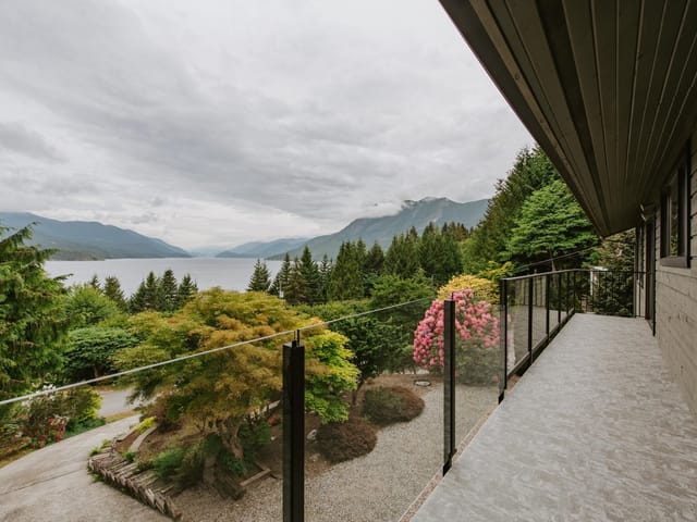 House for sale in Sechelt, Sunshine Coast, 6950 Porpoise Drive, 263173416 | Realtylink.org
