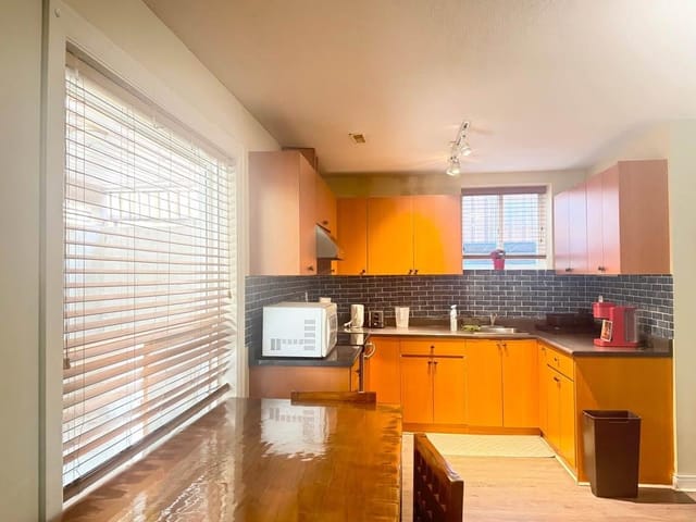 House for rent in Surrey, Surrey, Basement 159xx 89a Avenue, 263173433 | Realtylink.org