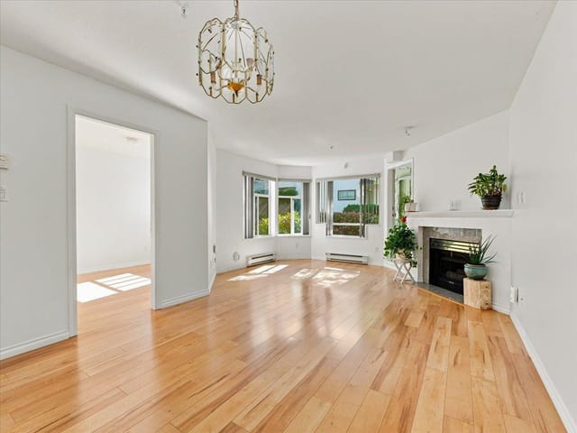 Apartment for sale in Vancouver, Vancouver East, 207 3638 Rae Avenue, 263173490 | Realtylink.org