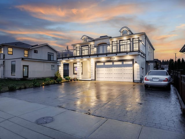 House for sale in Surrey, Surrey, 8069 124 Street, 263173522 | Realtylink.org