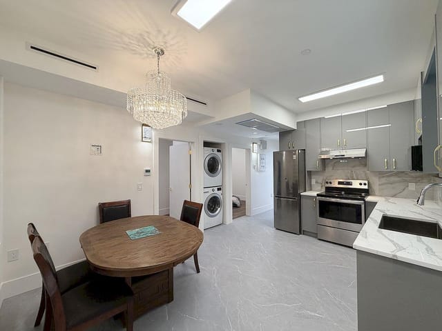 House for rent in Vancouver, Vancouver East, 10xx E 62nd Ave Vancouver Bc, 263173532 | Realtylink.org