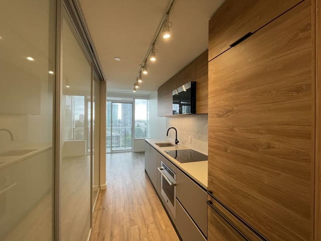 Apartment for rent in Surrey, North Surrey, 16XX 13428 105 Ave, 263173594 | Realtylink.org