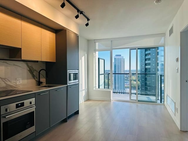 Apartment for rent in Surrey, North Surrey, 24XX 13725 George Jct, 263173595 | Realtylink.org