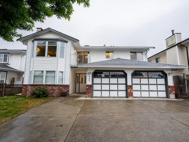 House for sale in Surrey, Surrey, 6722 124 Street, 263173598 | Realtylink.org
