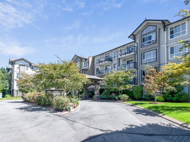 Apartment for sale in Abbotsford, Abbotsford, 110 32729 Garibaldi Drive, 263173619 | Realtylink.org