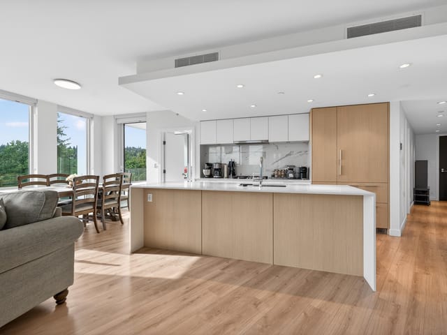 Apartment for sale in North Vancouver, North Vancouver, 807 1500 Fern Street, 263173661 | Realtylink.org