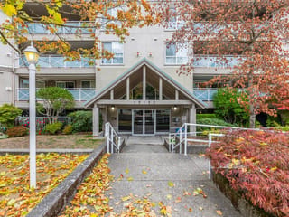 Apartment for sale in Surrey, South Surrey White Rock, 210 15150 29a Avenue, 263173664 | Realtylink.org