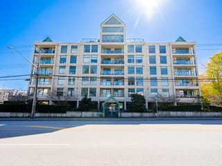 Apartment for sale in White Rock, South Surrey White Rock, 506 15466 North Bluff Road, 263173672 | Realtylink.org