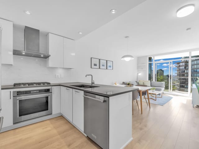 Apartment for sale in Burnaby, Burnaby North, 1701 1788 Gilmore Avenue, 263173724 | Realtylink.org