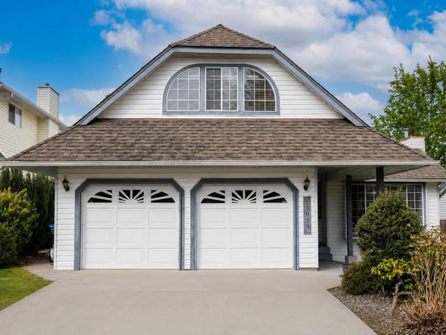 House for sale in Surrey, Surrey, 15929 88a Avenue, 263173756 | Realtylink.org
