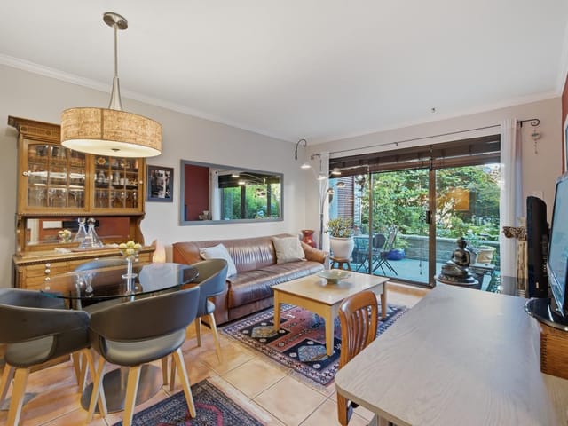 Apartment for sale in Vancouver, Vancouver West, 102 2120 W 2nd Avenue, 263173815 | Realtylink.org