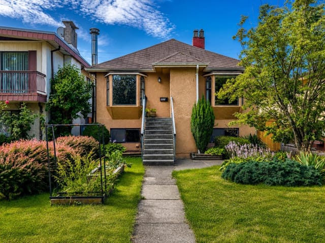 House for sale in Vancouver, Vancouver East, 2576 Parker Street, 263173826 | Realtylink.org