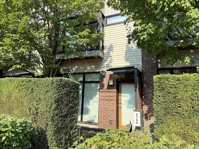Townhouse for sale in Vancouver, Vancouver West, 6180 Oak Street, 263173840 | Realtylink.org