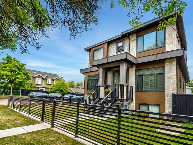 1/2 Duplex for sale in Vancouver, Vancouver East, 2705 Waverley Avenue, 263173875 | Realtylink.org