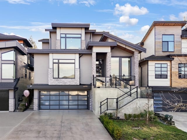 House for sale in Surrey, South Surrey White Rock, 14932 35a Avenue, 263173890 | Realtylink.org
