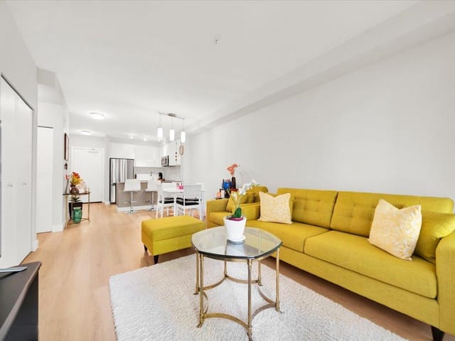 Apartment for sale in Surrey, North Surrey, 201 13925 Fraser Highway, 263173914 | Realtylink.org