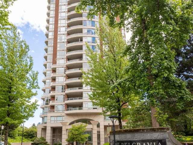 Apartment for sale in Burnaby, Burnaby South, 303 6838 Station Hill Drive, 263173926 | Realtylink.org