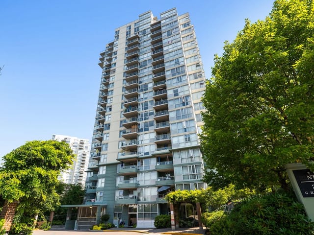Apartment for sale in Port Moody, Port Moody, 902 295 Guildford Way, 263174033 | Realtylink.org
