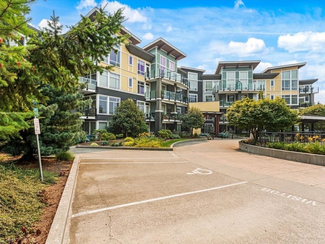 Apartment for sale in Chilliwack, Sardis, 311 45389 Chehalis Drive, 263174068 | Realtylink.org