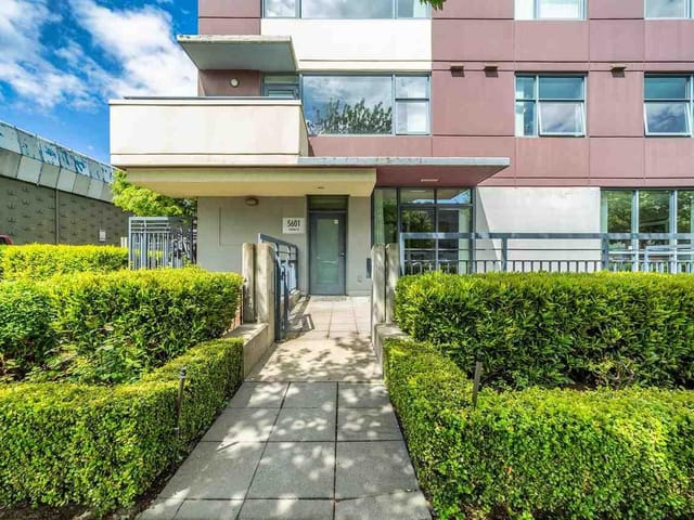 Townhouse for sale in Burnaby, Burnaby North, 107 5601 Goring Street, 263174102 | Realtylink.org