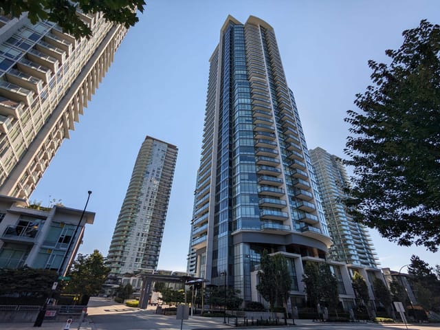 Apartment for sale in Burnaby, Burnaby South, 2701 4900 Lennox Lane, 263174182 | Realtylink.org