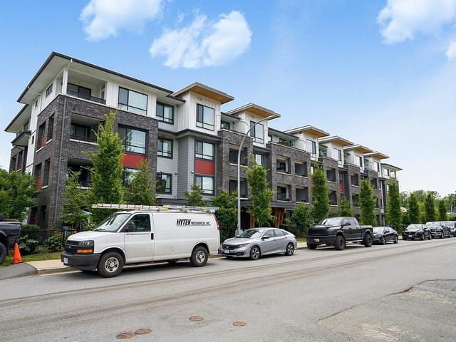 Apartment for sale in Port Coquitlam, Port Coquitlam, 201 2160 Grant Avenue, 263174197 | Realtylink.org