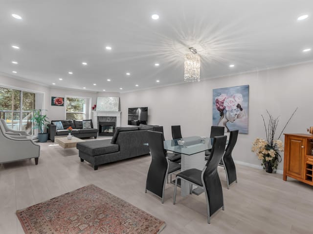 Apartment for sale in North Vancouver, North Vancouver, 207 1500 Ostler Court, 263174231 | Realtylink.org