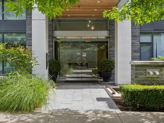 Apartment for sale in Vancouver, Vancouver West, 105 5868 Agronomy Road, 263174236 | Realtylink.org