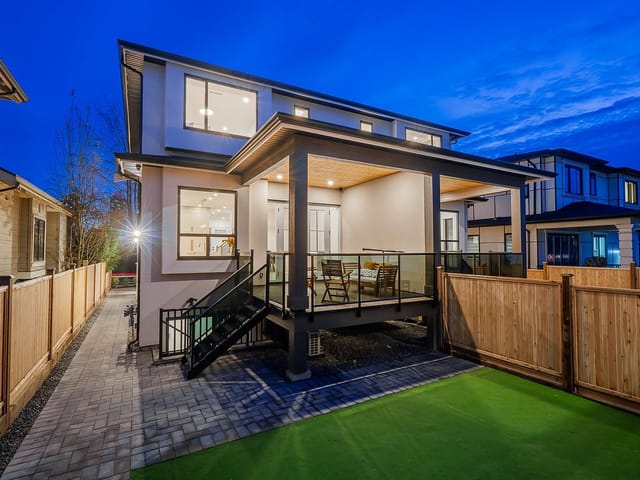 1/2 Duplex for sale in Burnaby, Burnaby North, 2 4557 Parker Street, 263174318 | Realtylink.org